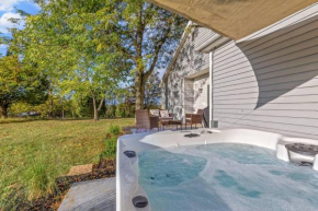 The Luxe/Hot Tub/ Putt Putt/10 Mins Shaker Village